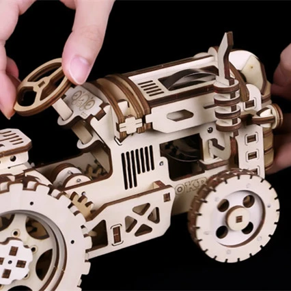 Robotime 3D Puzzle Movement Assembled Wooden Tractor