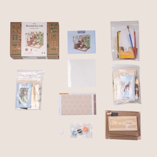 Robotime DIY Mini Dollhouse Jimmy’s Studio Home Office DGM07