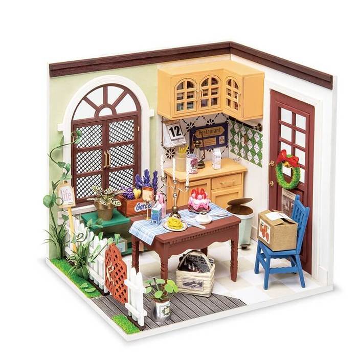 Robotime Charlie’s Dining Room DIY Miniature DGM09